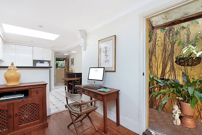 106 Hordern Street, Newtown - Thumbnail 3
