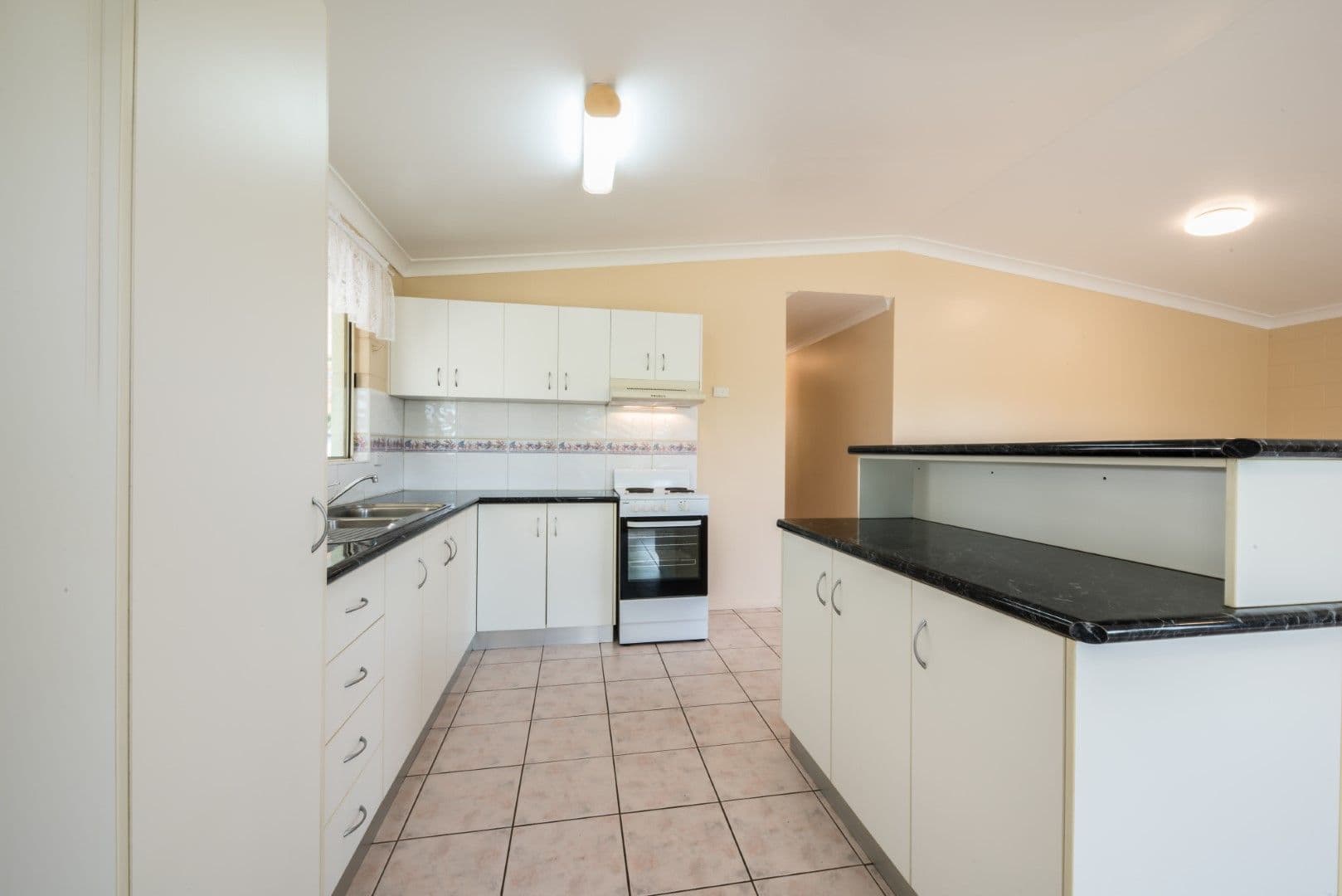 128 Shute Harbour Road, Cannonvale QLD 4802, Cannonvale - Thumbnail 5