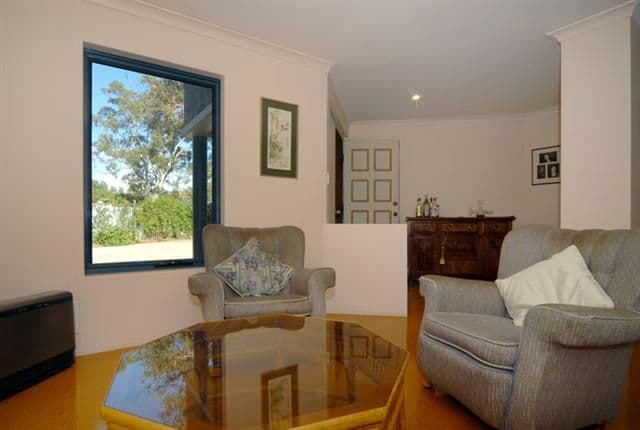 7 Lilian Road, MAIDA VALE WA 6057, Maida Vale - Thumbnail 6