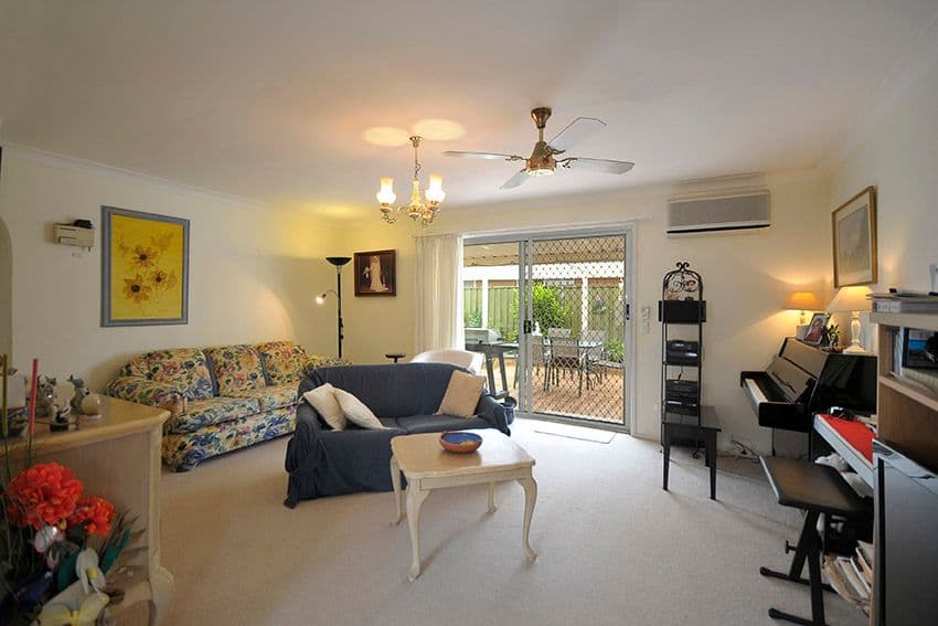 131 Sunshine Boulevard, MERMAID WATERS QLD 4218, Mermaid Waters - Thumbnail 2