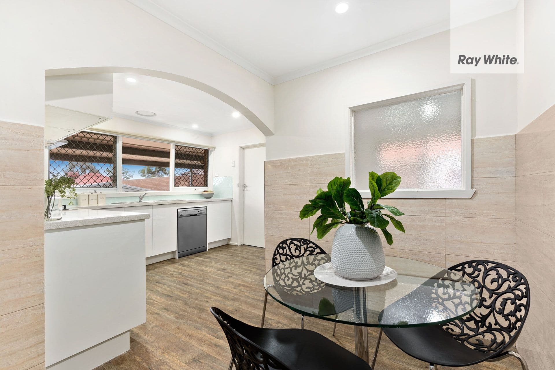 17 Menzies Parade, Lalor VIC 3075, Lalor - Thumbnail 4