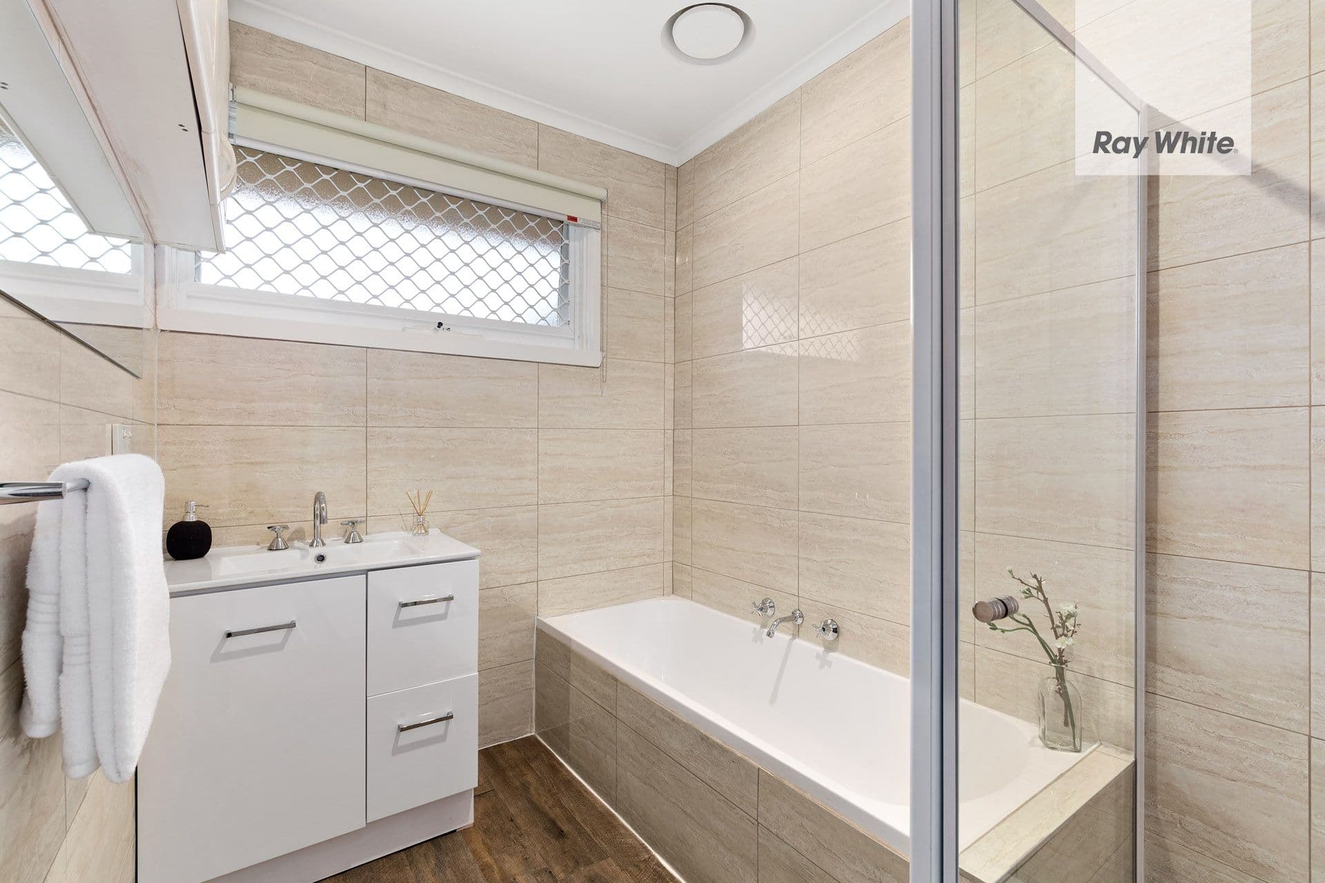 17 Menzies Parade, Lalor VIC 3075, Lalor - Thumbnail 7