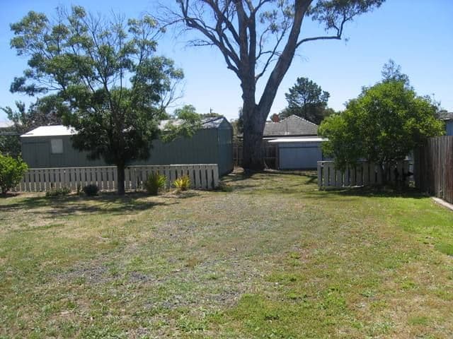 13 Grattan Street, SEYMOUR VIC 3660, Seymour - Thumbnail 5