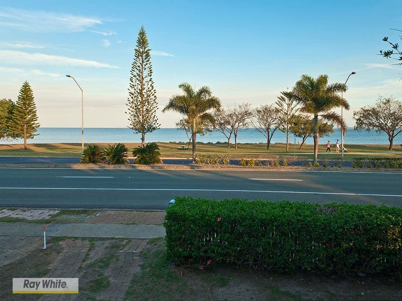 164 Hornibrook Esplanade, CLONTARF QLD 4019, Clontarf - Thumbnail 4
