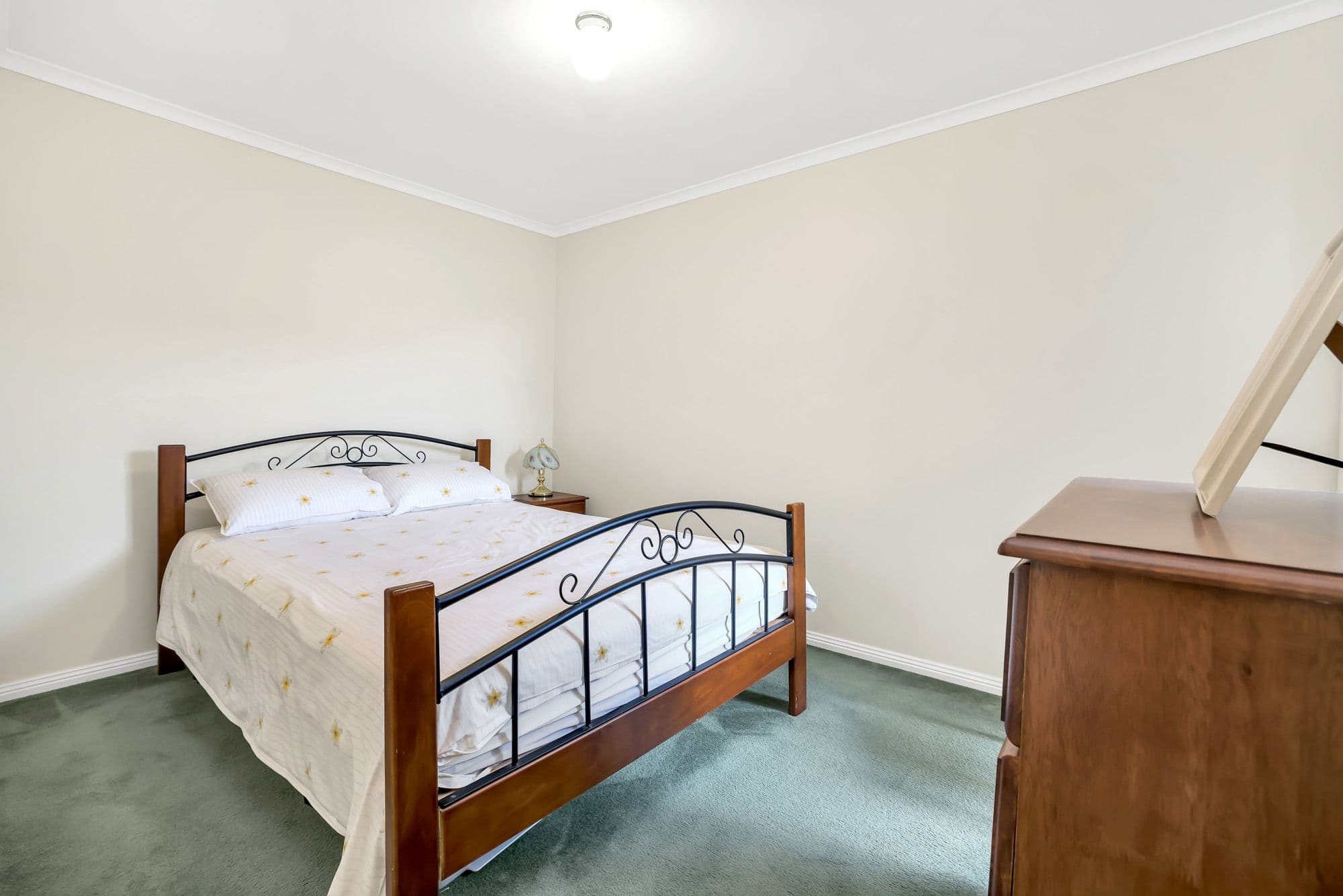 39 Songlark Crescent, Werribee VIC 3030, Werribee - Thumbnail 6