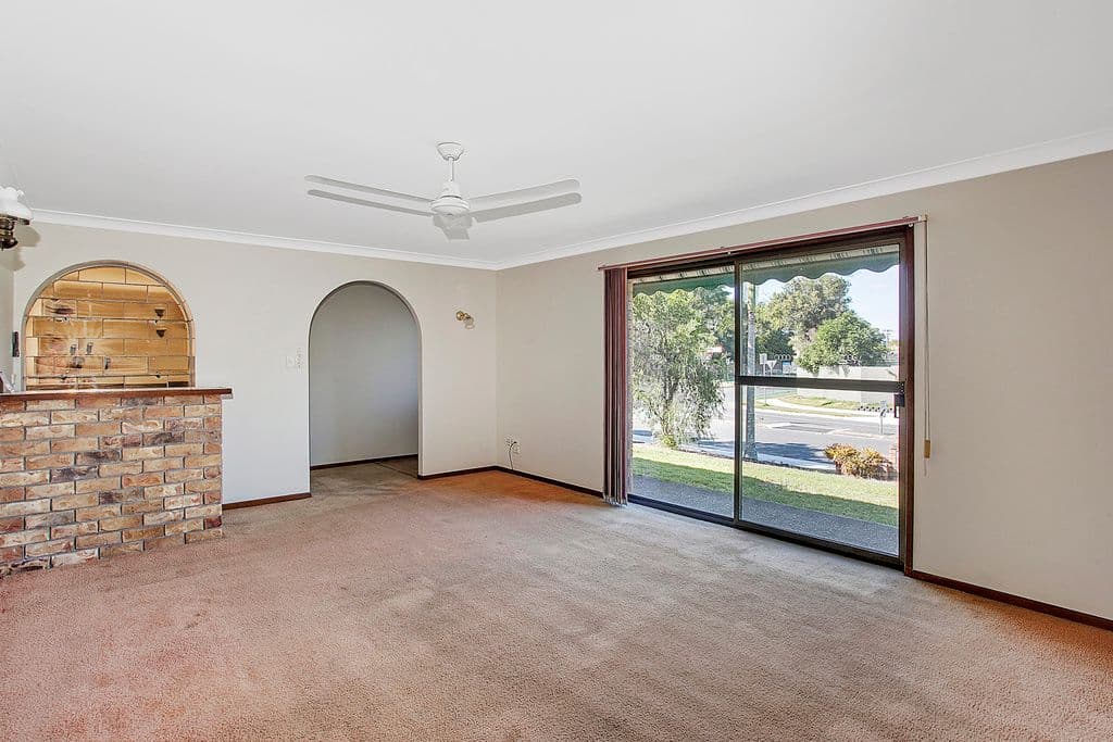 206 Burleigh Street, Burleigh Waters QLD 4220, Burleigh Waters - Thumbnail 3