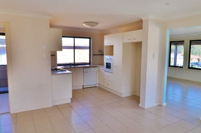 14 Delavia Drive, LAKE MUNMORAH NSW 2259, Lake Munmorah - Thumbnail 4