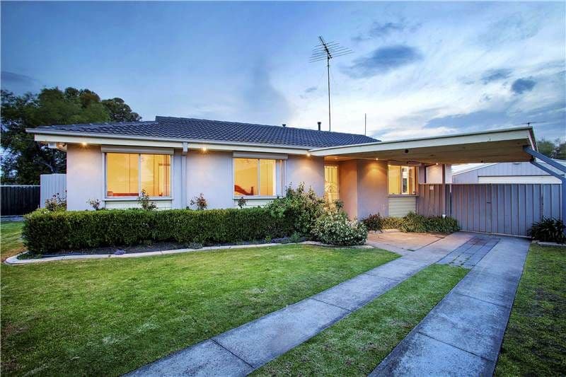 6 Howitt Avenue, CORIO VIC 3214, Corio - Image 1