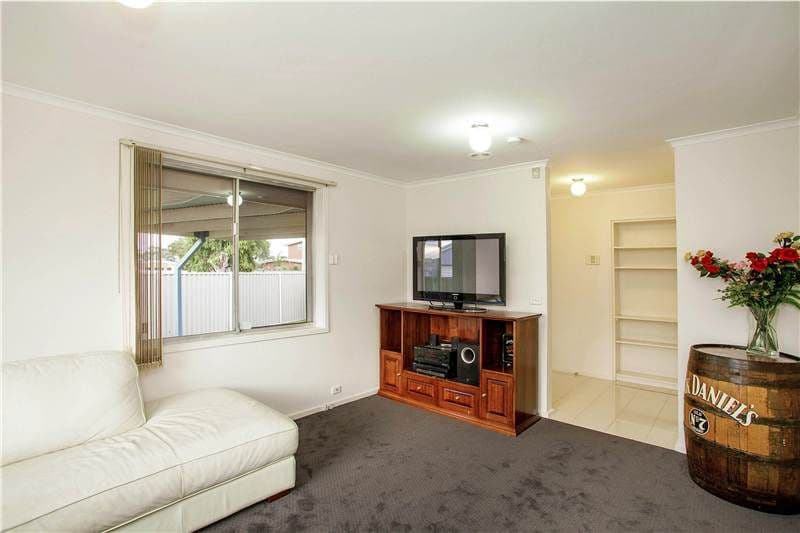 6 Howitt Avenue, CORIO VIC 3214, Corio - Thumbnail 3