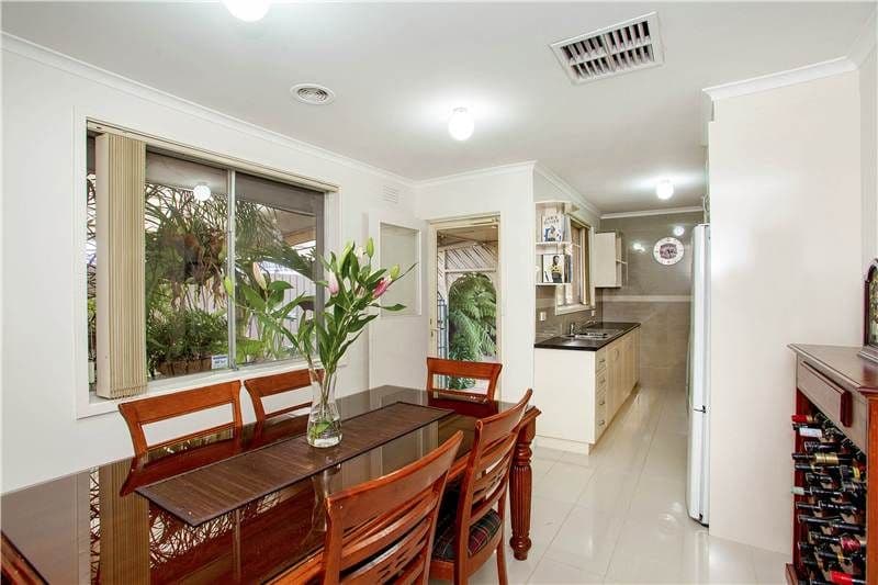 6 Howitt Avenue, CORIO VIC 3214, Corio - Thumbnail 4