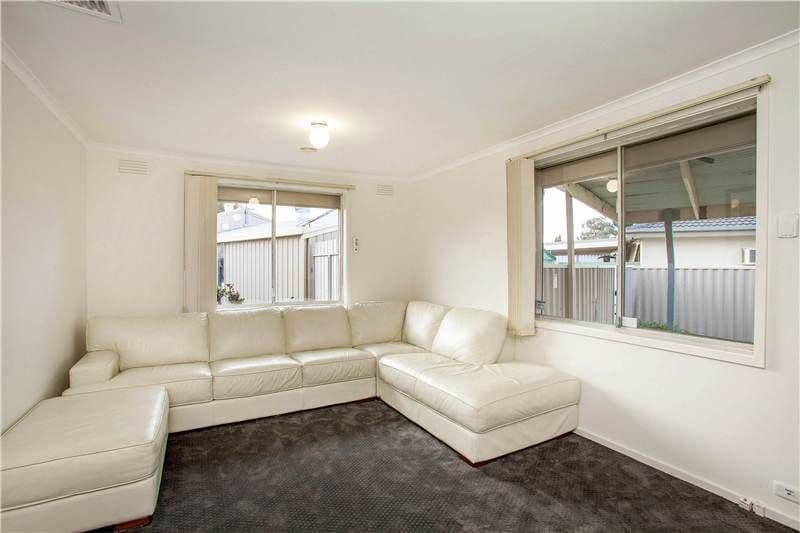 6 Howitt Avenue, CORIO VIC 3214, Corio - Thumbnail 5