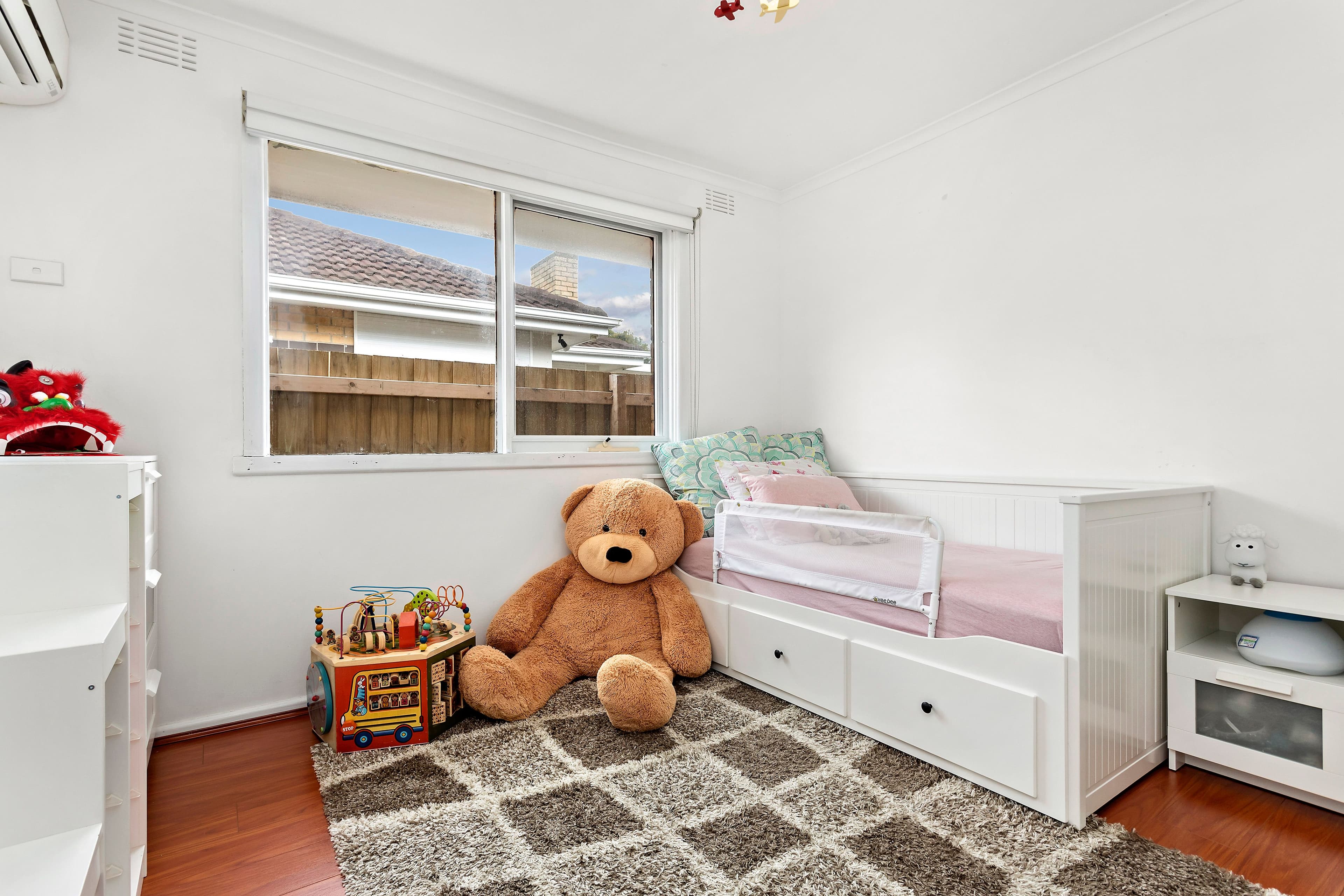 8 Tennyson Avenue, Clayton South VIC 3169, Clayton South - Thumbnail 5