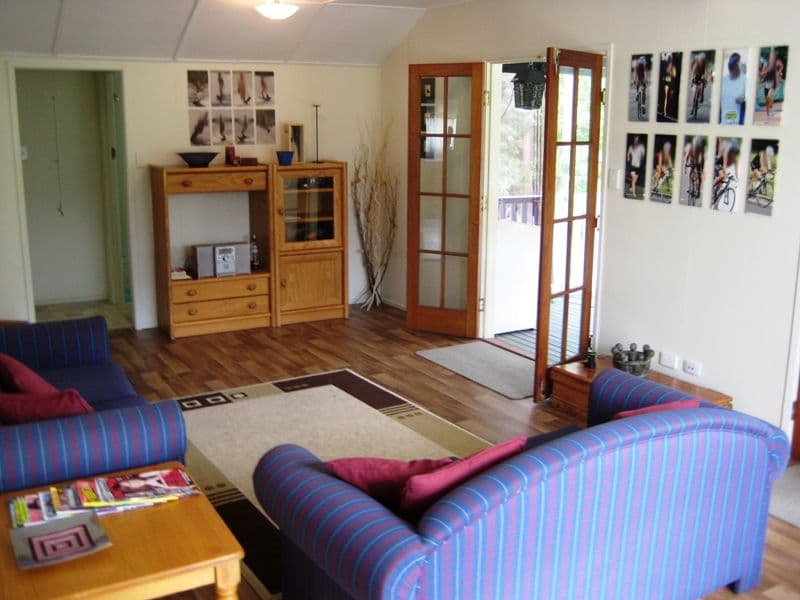 24 George Street, SOMERSET DAM QLD 4312, Somerset Dam - Thumbnail 2