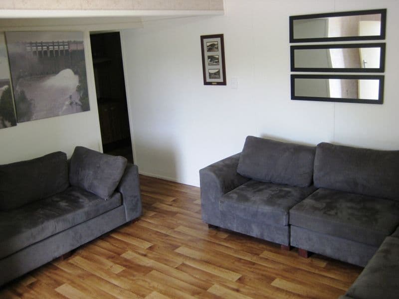 24 George Street, SOMERSET DAM QLD 4312, Somerset Dam - Thumbnail 5