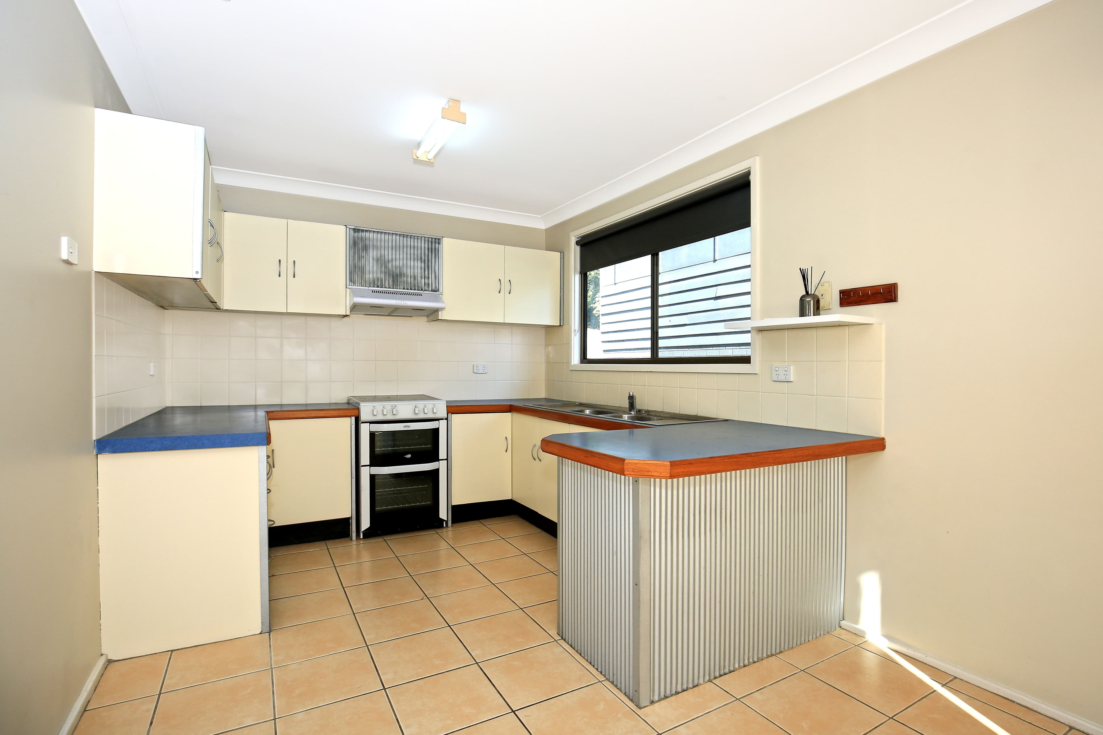 10/9 Moores Crescent, Varsity Lakes QLD 4227, Varsity Lakes - Thumbnail 2