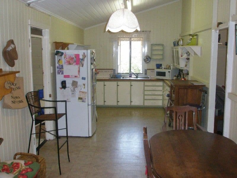 39 Pitt Street, WALKERVALE QLD 4670, Walkervale - Thumbnail 7