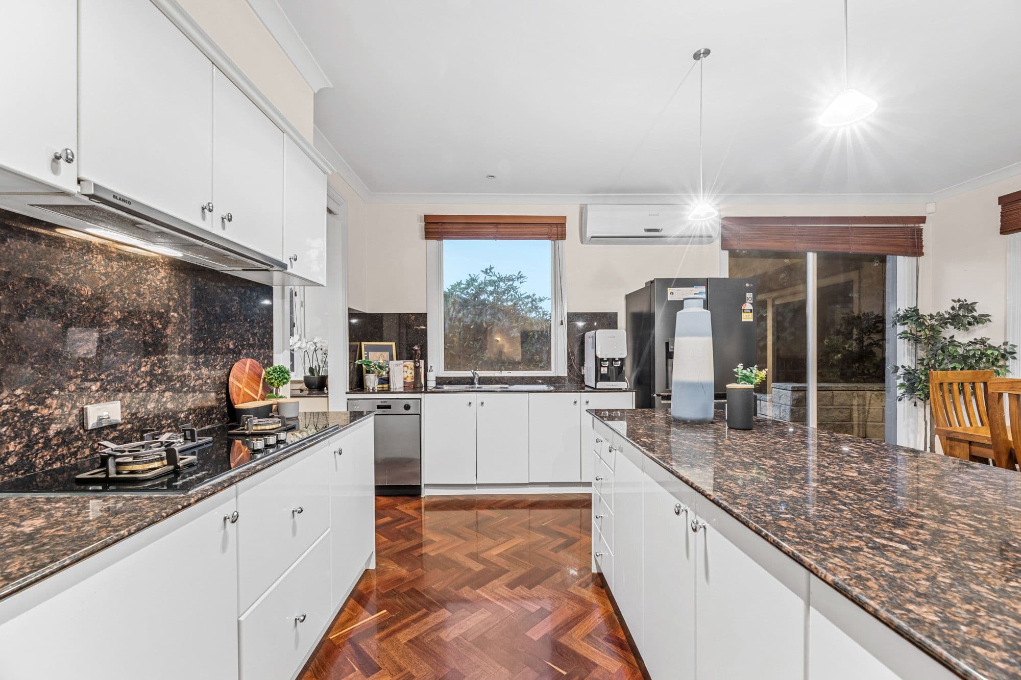 73 Kalbar Road, Eltham VIC 3095, Eltham - Thumbnail 8