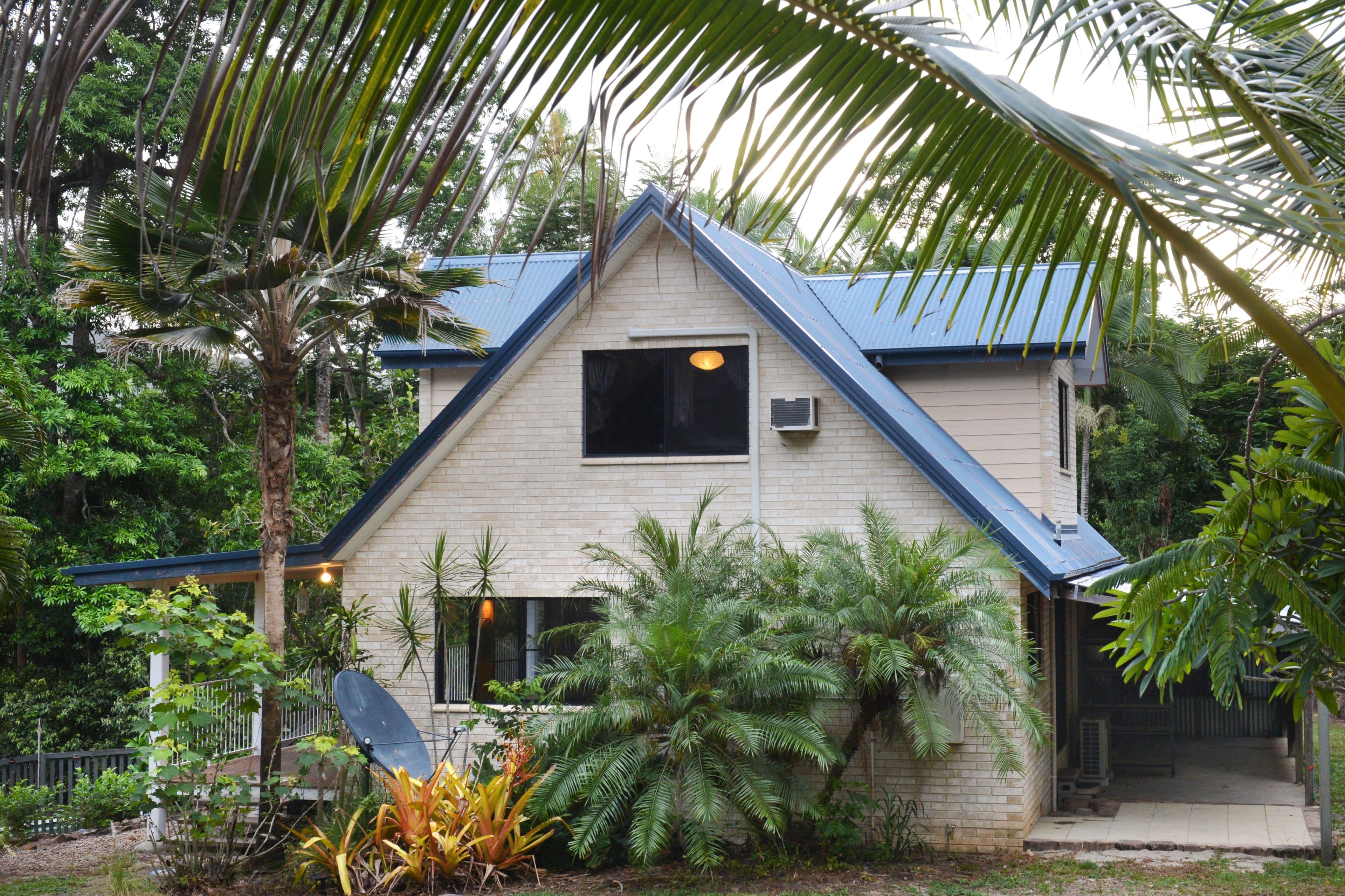25 Laurina Drive, Strathdickie QLD 4800, Strathdickie - Image 1