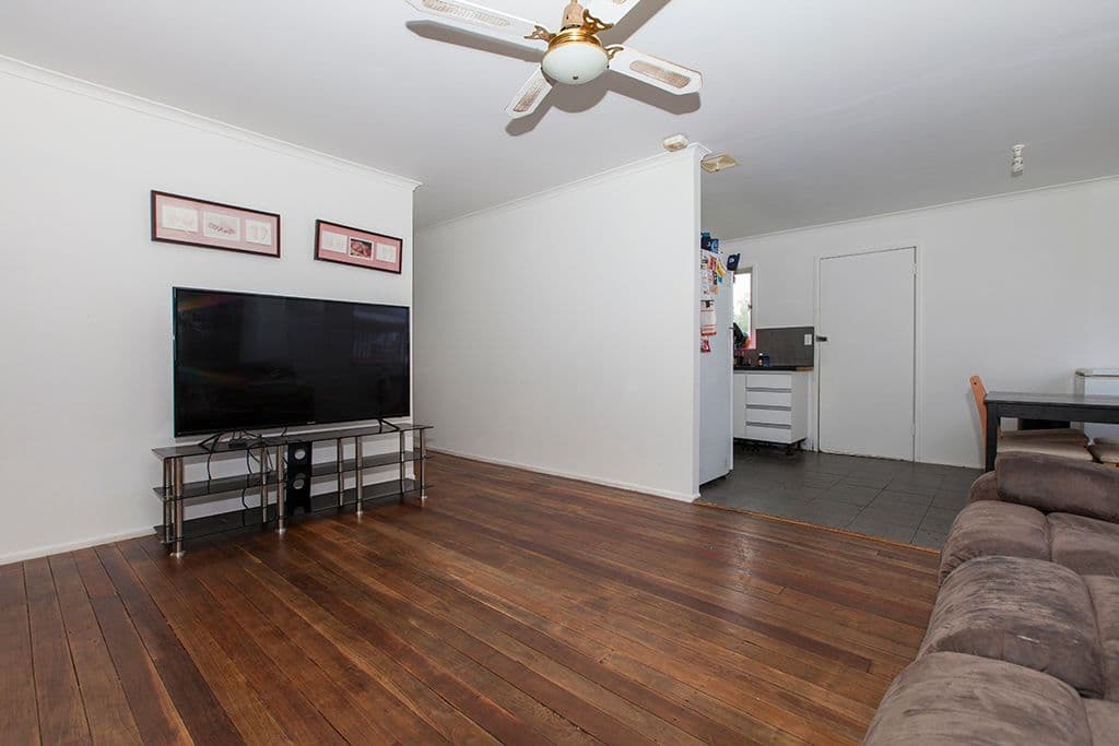 27 Wilson Street, Caboolture QLD 4510, Caboolture - Thumbnail 3