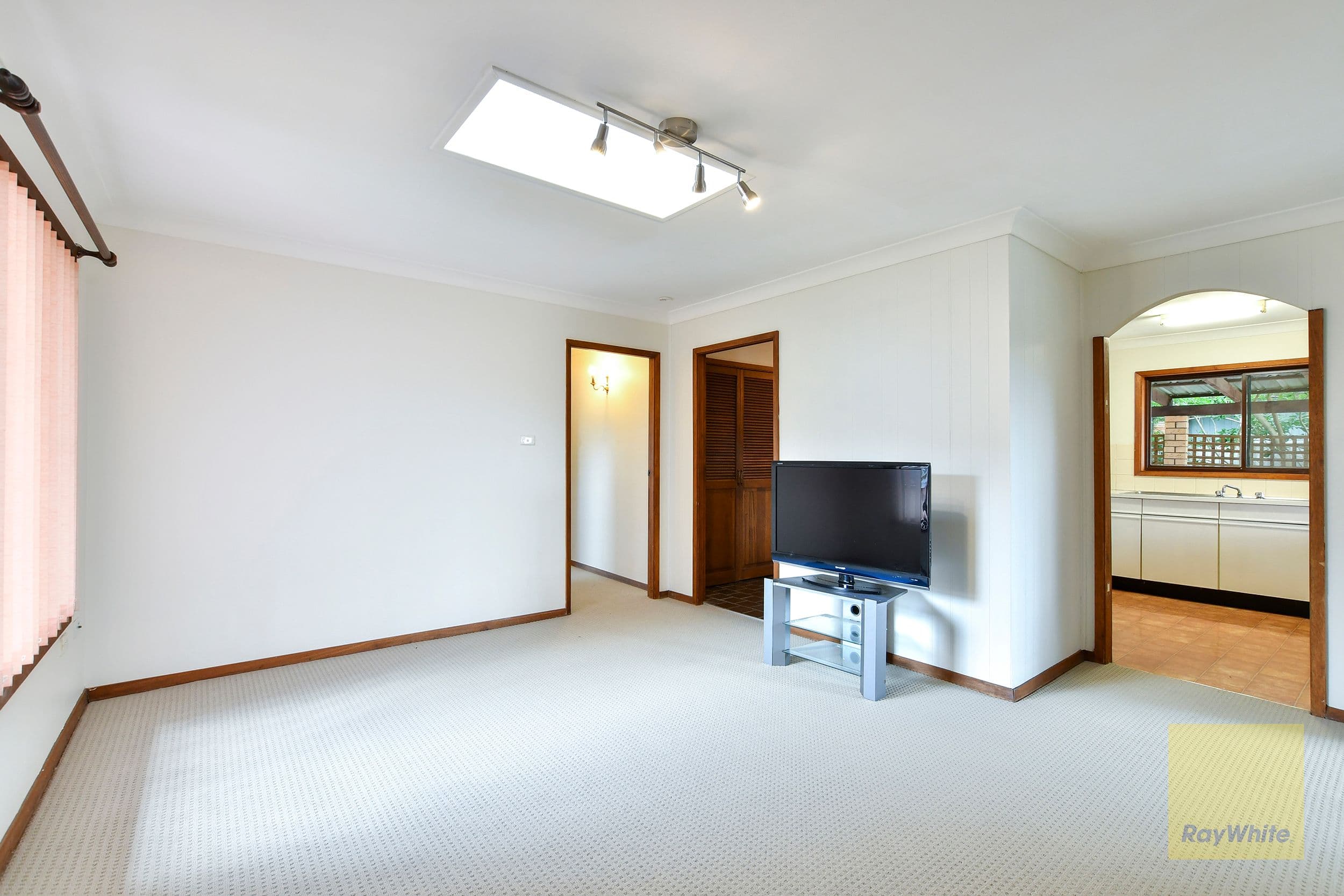2 Donald Avenue, Umina Beach - Thumbnail 3