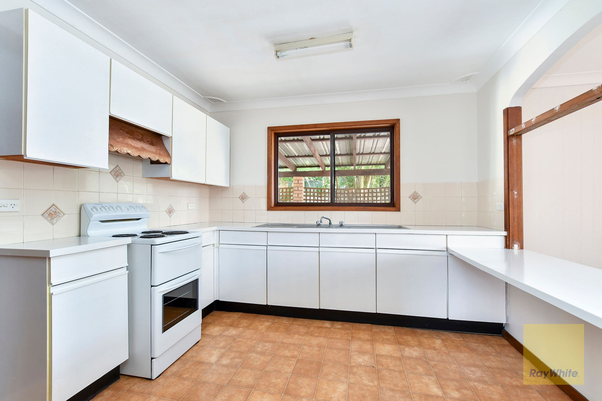 2 Donald Avenue, Umina Beach - Thumbnail 4