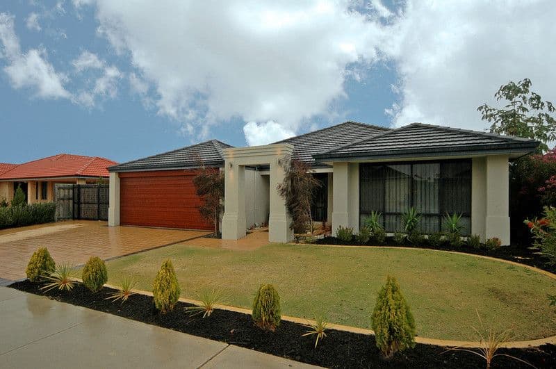 8 Delmage Circle, ELLENBROOK WA 6069, Ellenbrook - Thumbnail 2