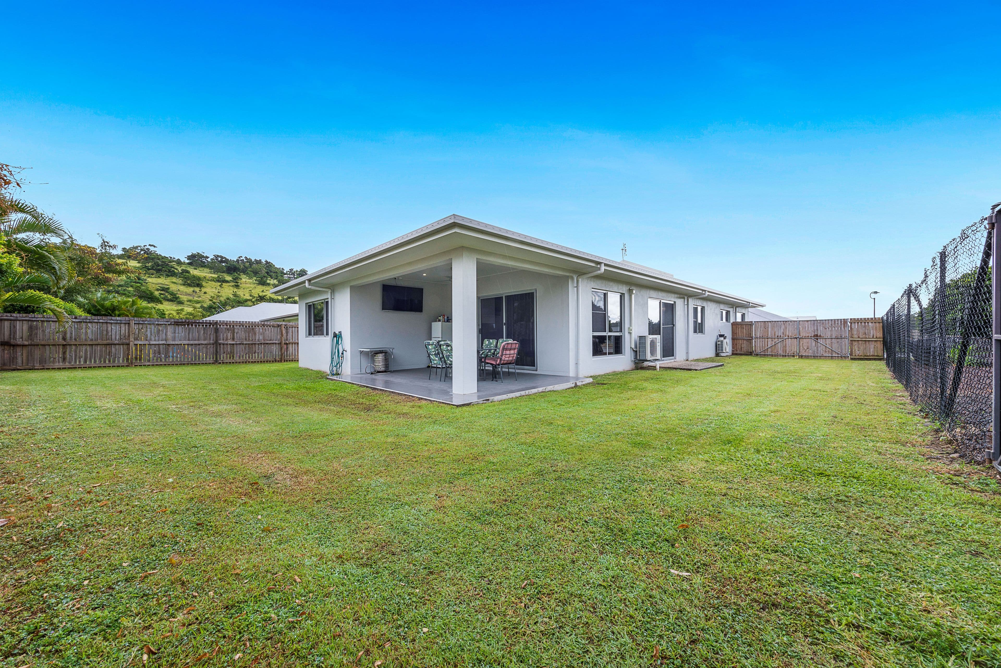 1 Corrimandle Grove, Cannonvale QLD 4802, Cannonvale - Thumbnail 6