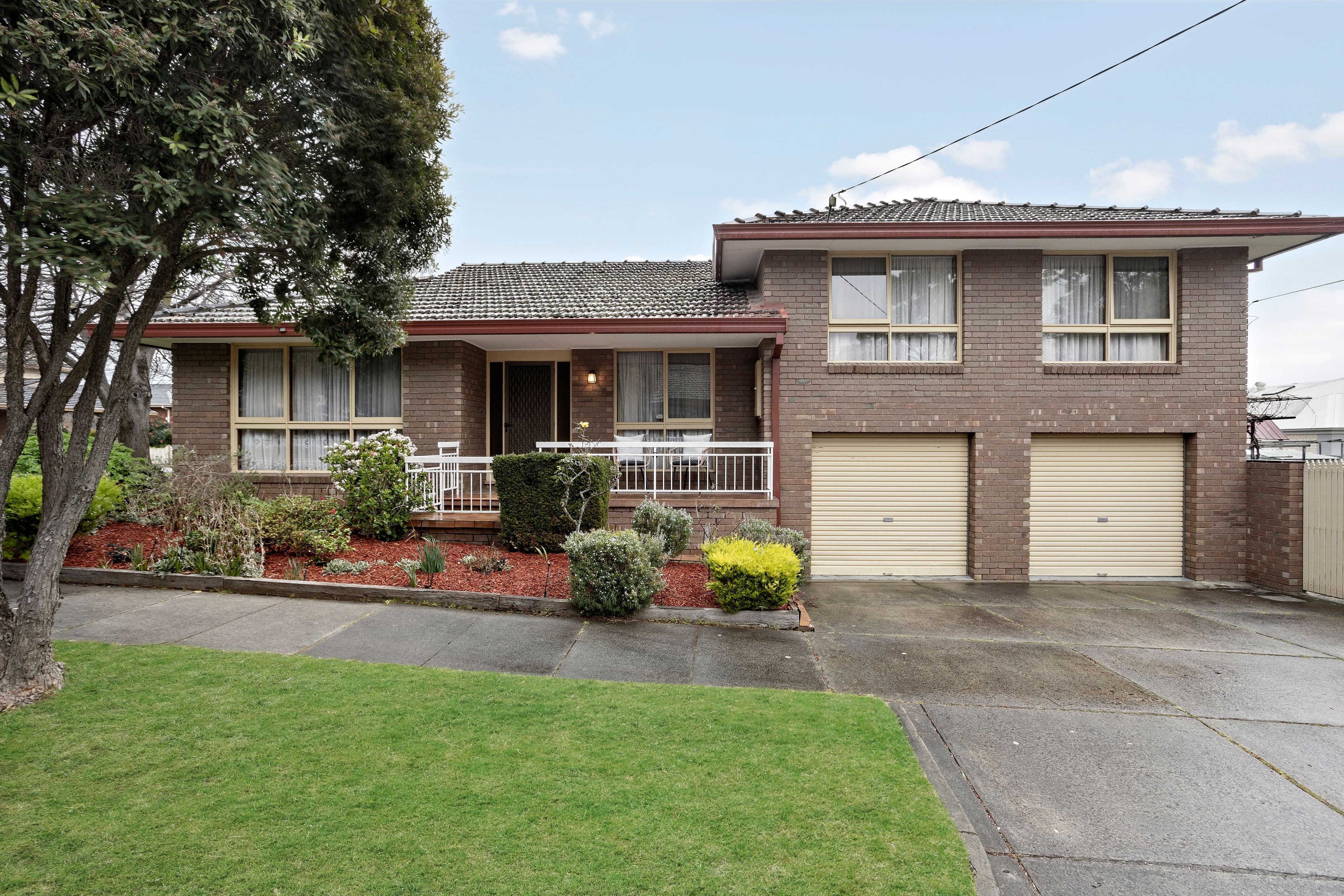 39 Snowdon Drive, Cheltenham VIC 3192, Cheltenham - Image 1