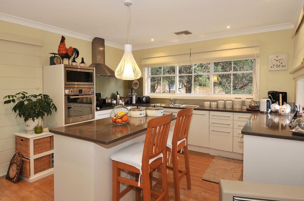 41 Mountain View Parade, Rosanna, Rosanna - Thumbnail 2