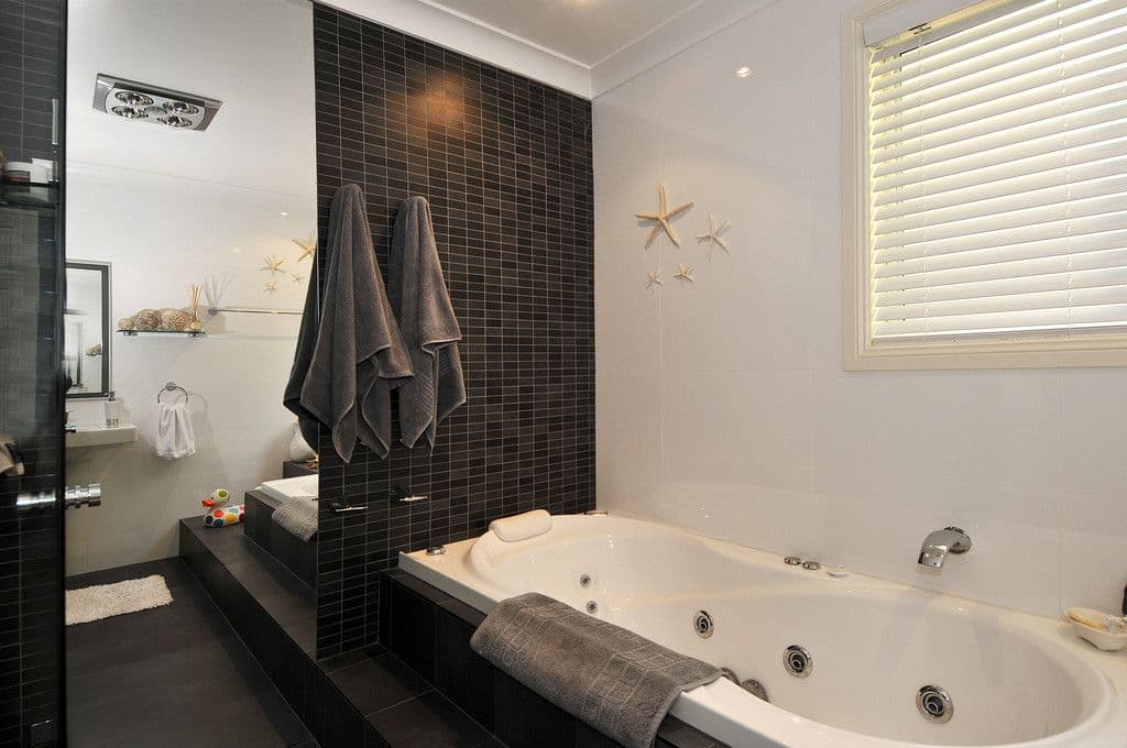 41 Mountain View Parade, Rosanna, Rosanna - Thumbnail 4