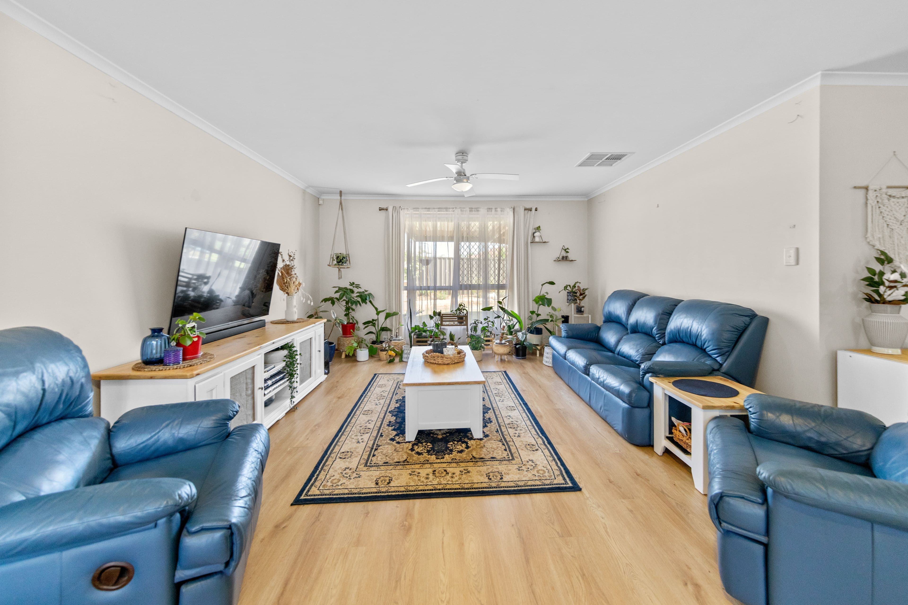 16 Cinnamon Grove, Blakeview SA 5114, Blakeview - Thumbnail 3