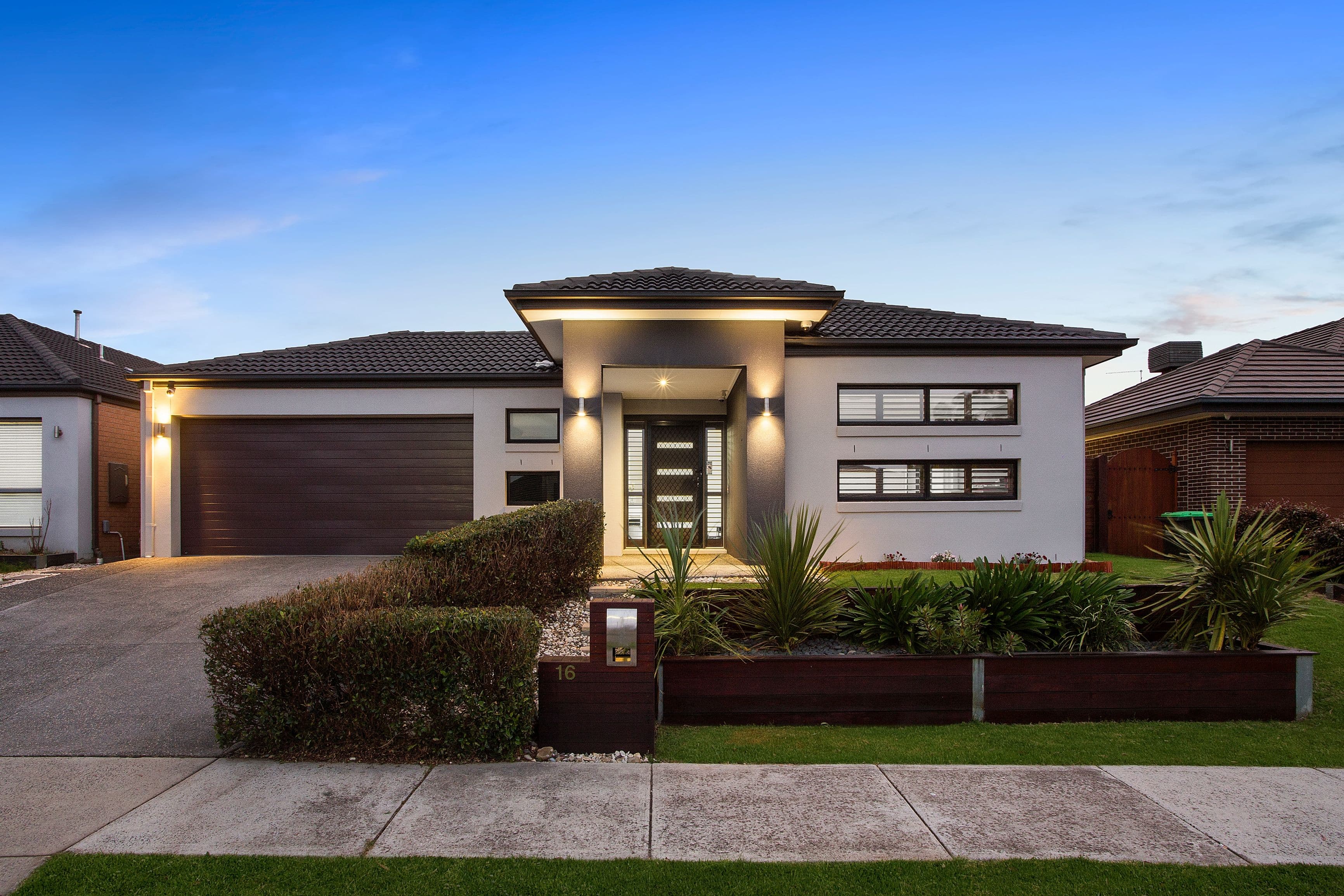 16 Cairn Drive, South Morang VIC 3752, South Morang - Image 1