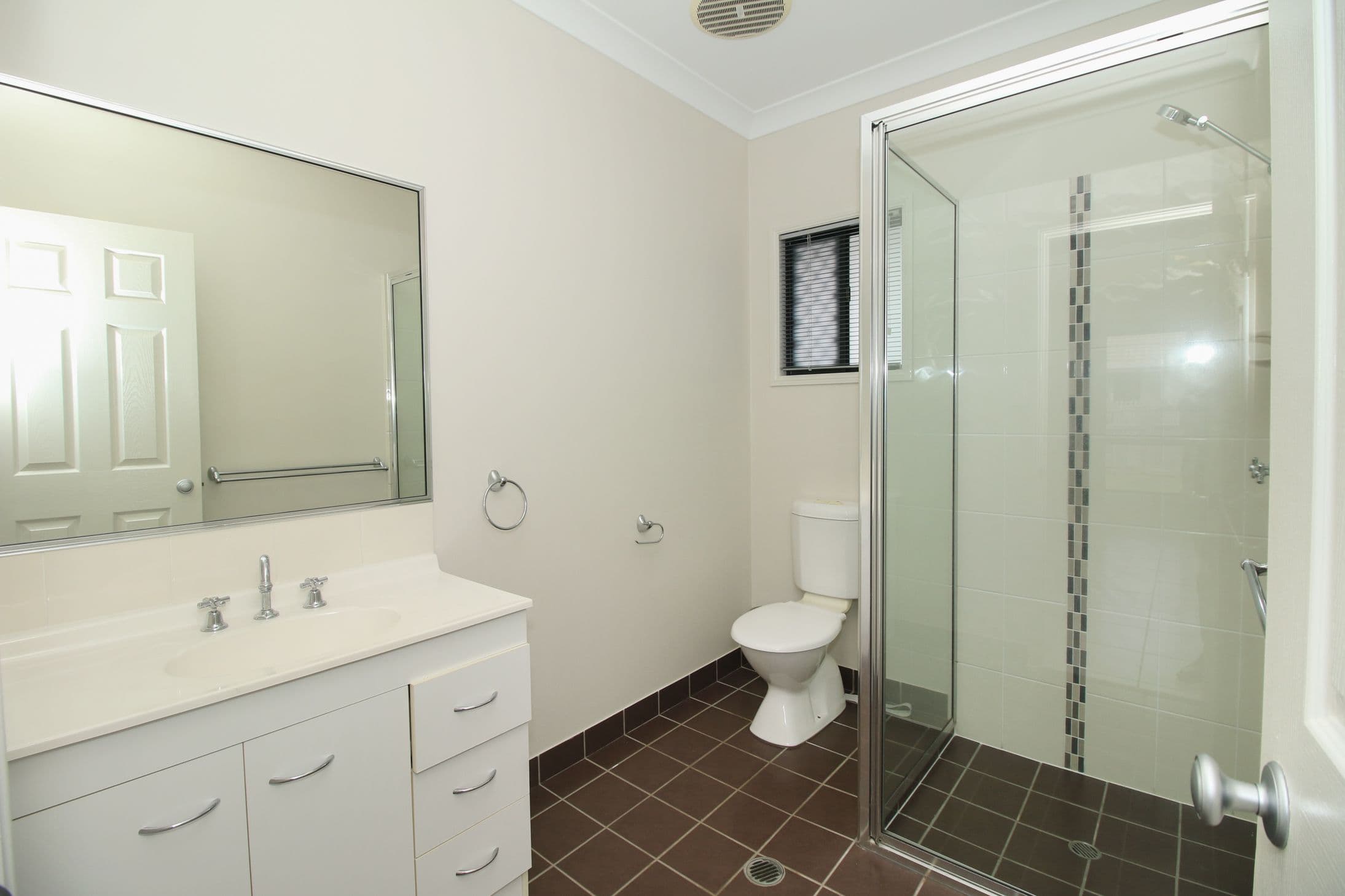 24 Chesham Drive, Kirwan QLD 4817, Kirwan - Thumbnail 6