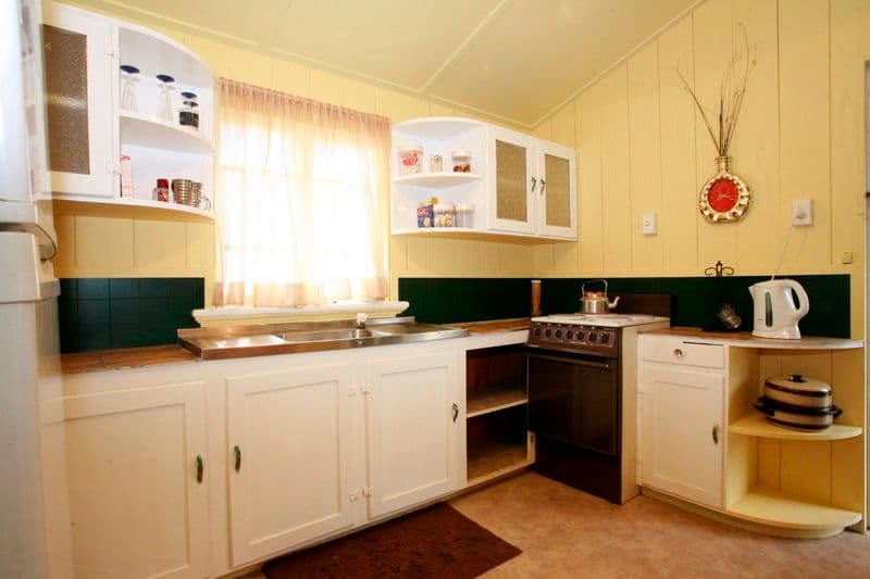 10  Primrose Street, NORTH WARD QLD 4810, North Ward - Thumbnail 2