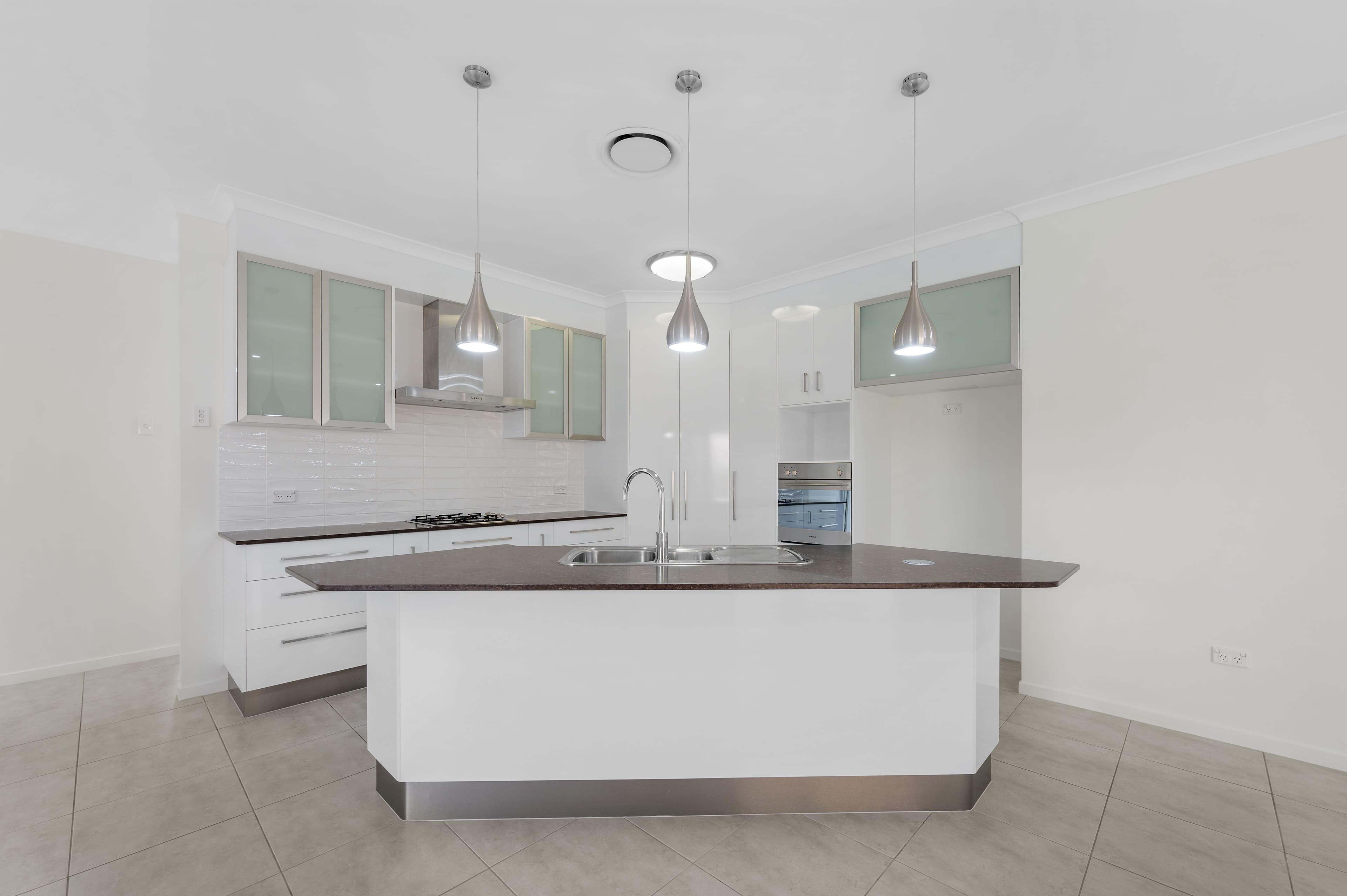 19 Tulipwood Circuit, Boyne Island QLD 4680, Boyne Island - Thumbnail 2