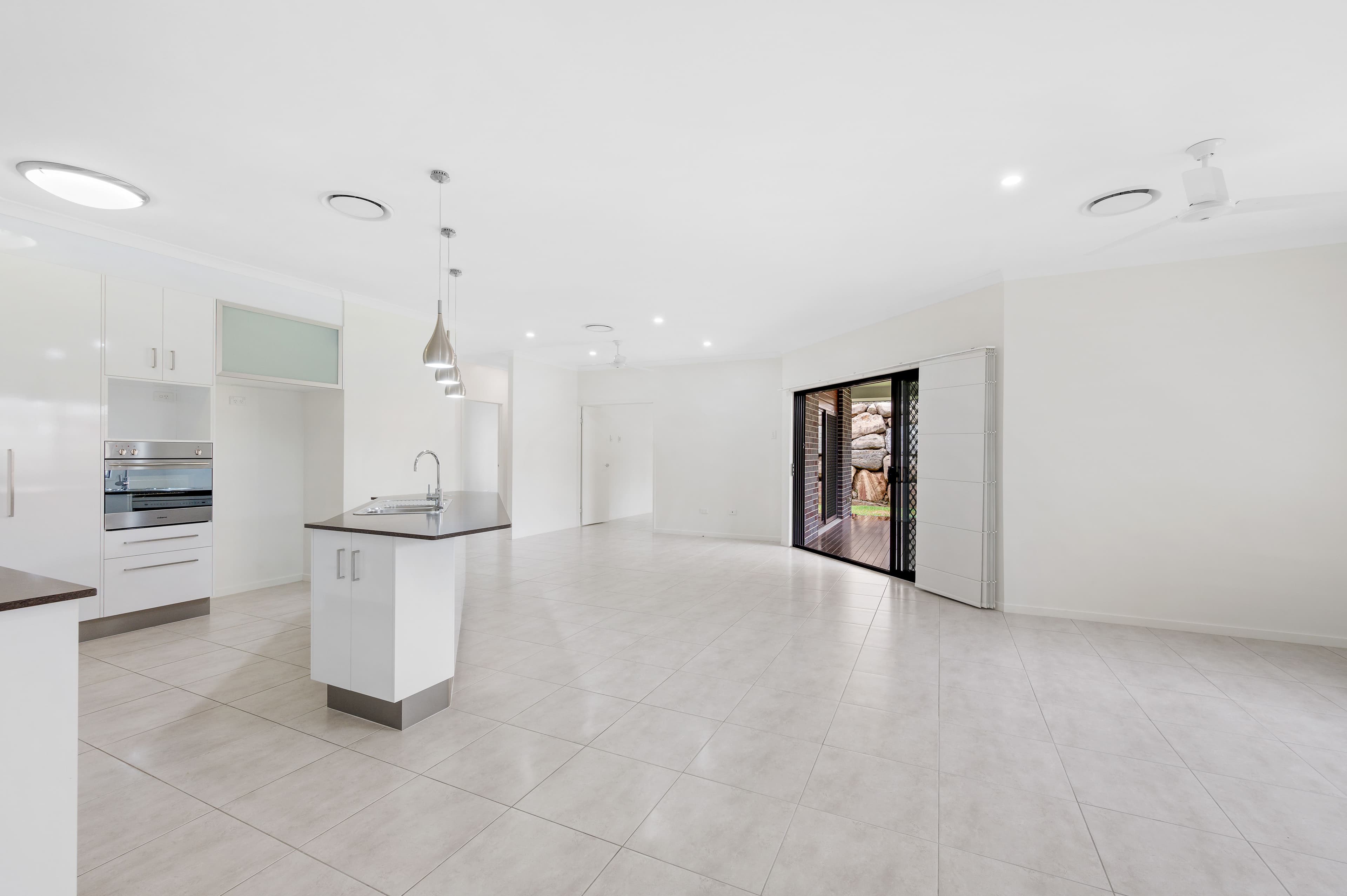 19 Tulipwood Circuit, Boyne Island QLD 4680, Boyne Island - Thumbnail 4