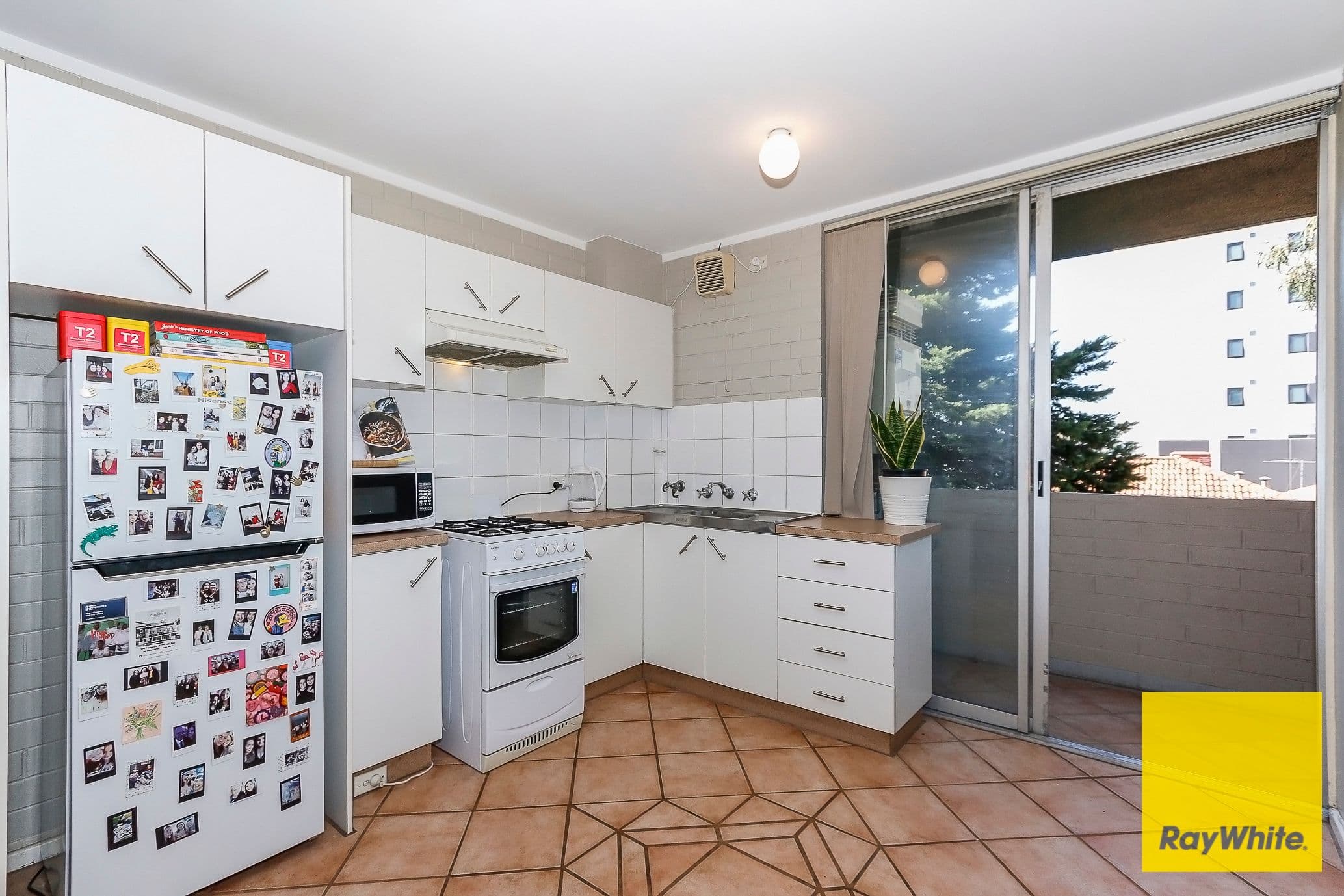 12 Tenth Avenue, Maylands WA 6051, Maylands - Thumbnail 5
