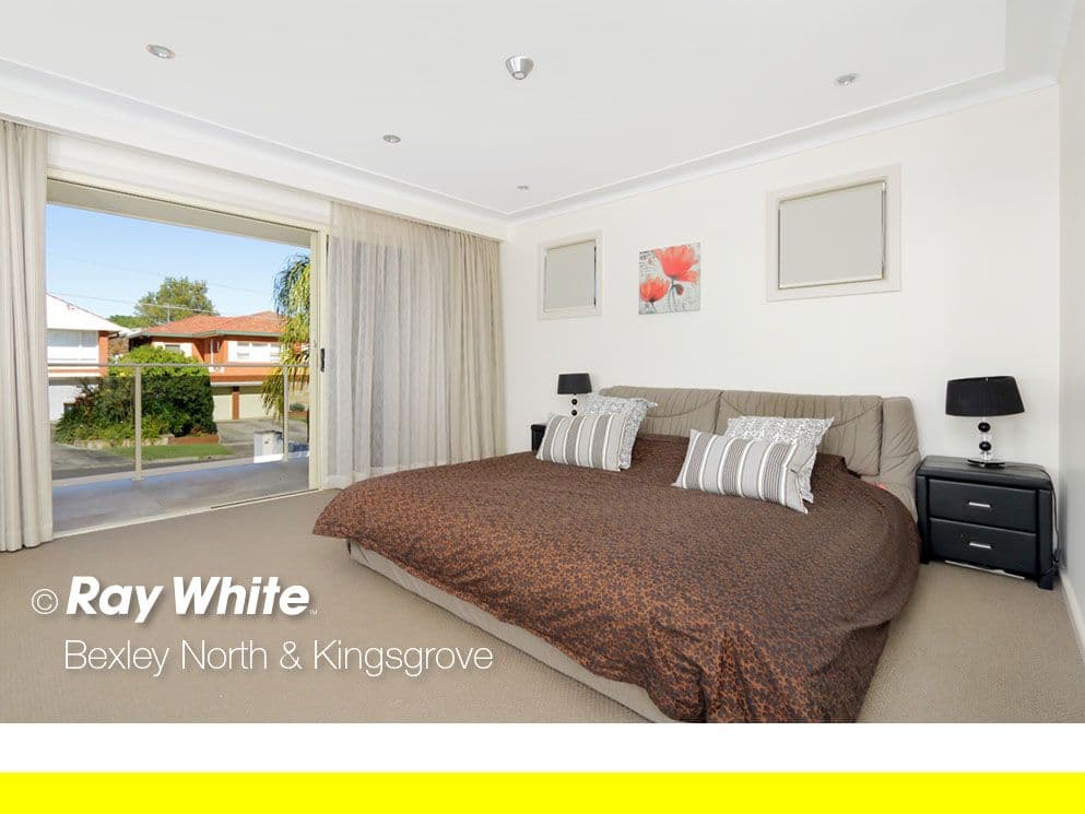 6 Waycott Avenue, Kingsgrove - Thumbnail 5