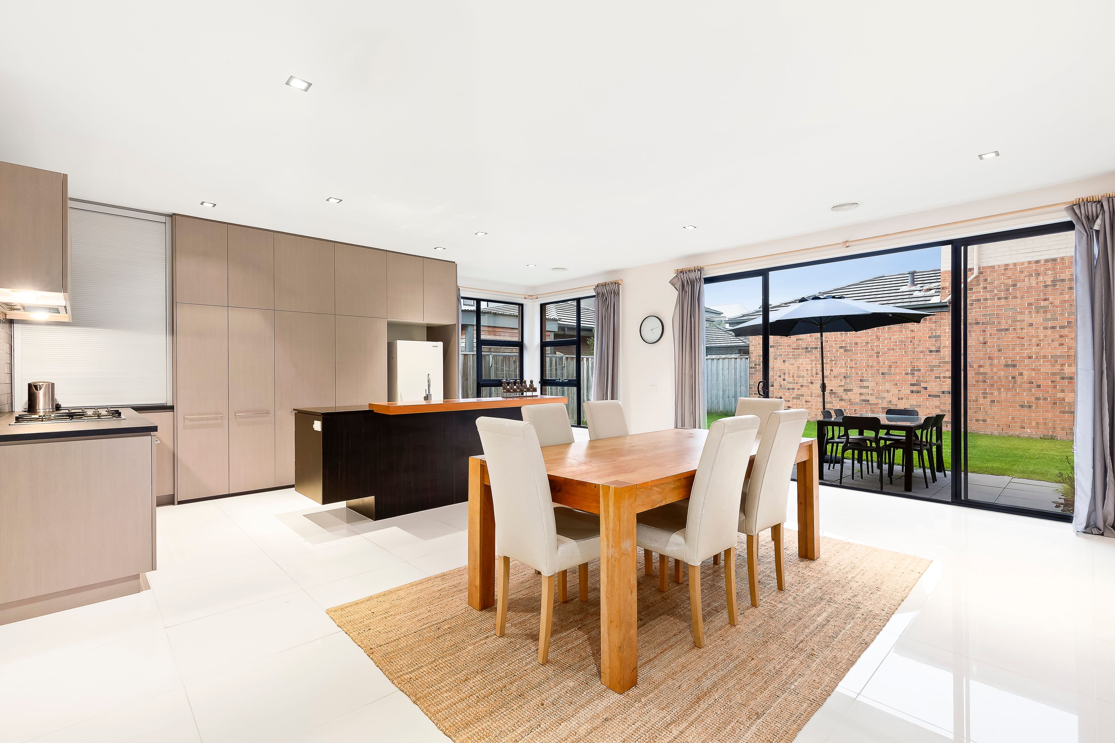 27 Dresden Drive, Waterways VIC 3195, Waterways - Thumbnail 4