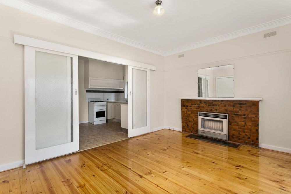 11 Sapphire Street, Essendon West VIC 3040, Essendon West - Thumbnail 3