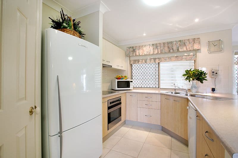 1 Country Club Close, CARSELDINE QLD 4034, Carseldine - Thumbnail 5