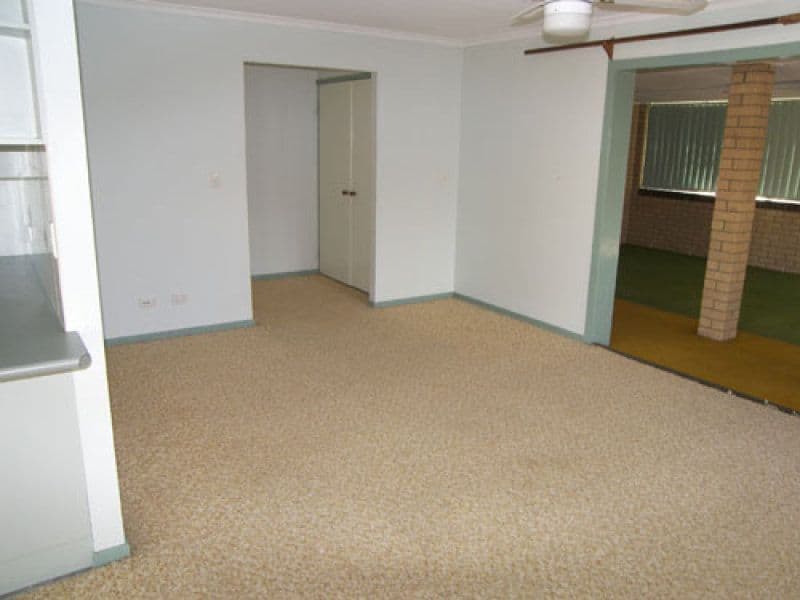 2 Hawthorn Street, BEAUDESERT QLD 4285, Beaudesert - Thumbnail 5
