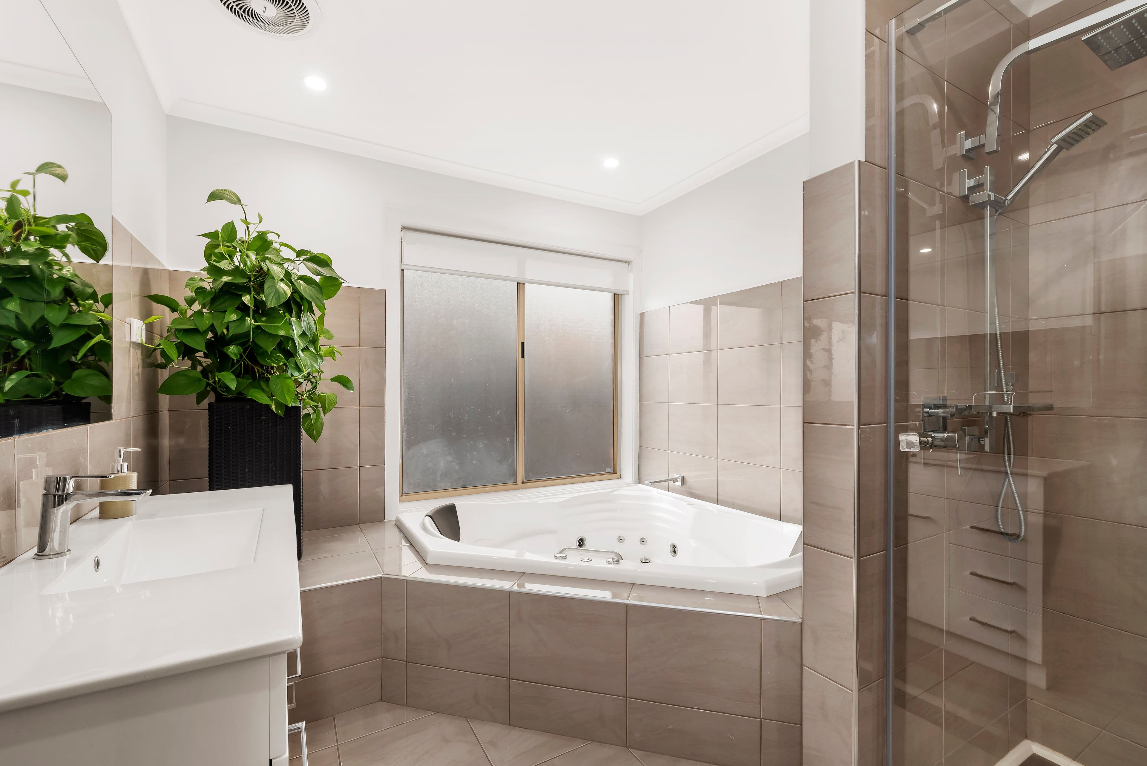 31 Turramurra Drive, Rowville VIC 3178, Rowville - Thumbnail 5