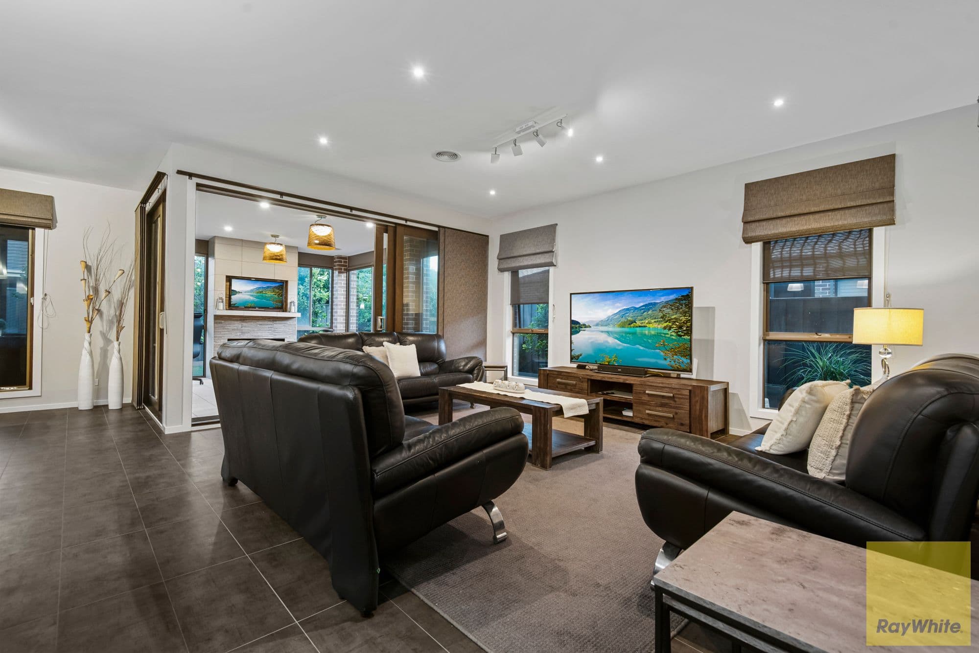 11 Fieldwren Drive, Williams Landing VIC 3027, Williams Landing - Thumbnail 8