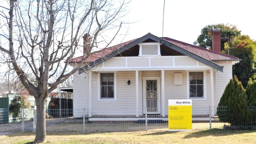 45 Crown Street, Cootamundra NSW 2590, Cootamundra - Image 1