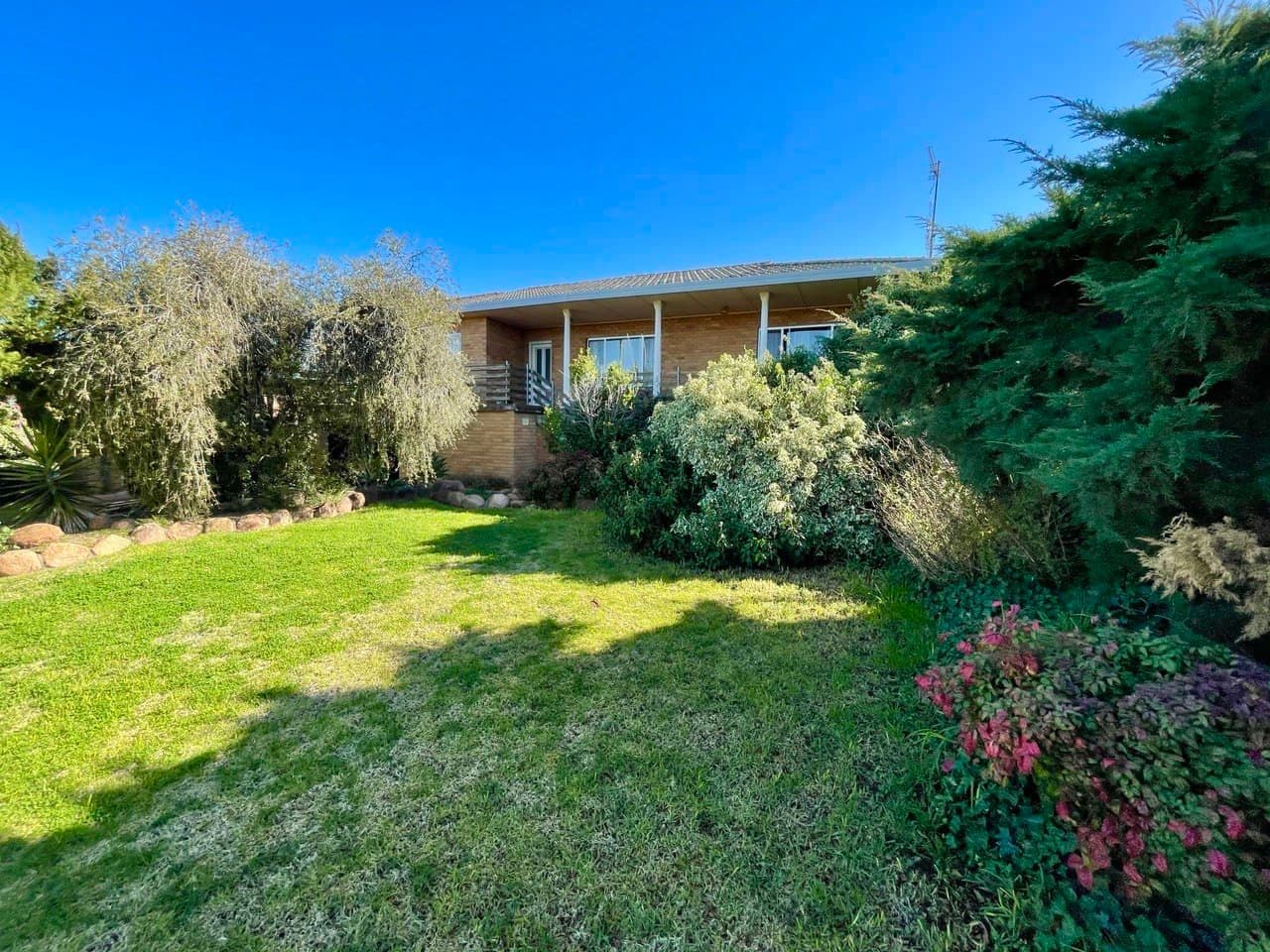 36 Mengarvie Road, Parkes NSW 2870, Parkes - Image 1