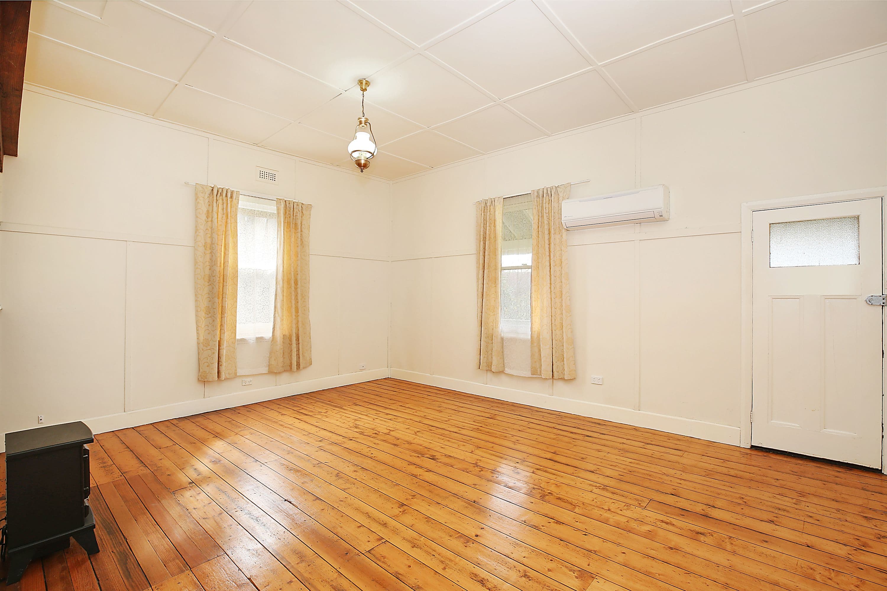 15 Lloyd Street, Derrinallum VIC 3325, Derrinallum - Thumbnail 4