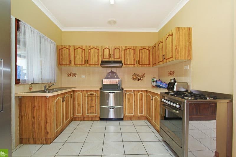 7 Bluebell Road, BARRACK HEIGHTS NSW 2528, Barrack Heights - Thumbnail 2