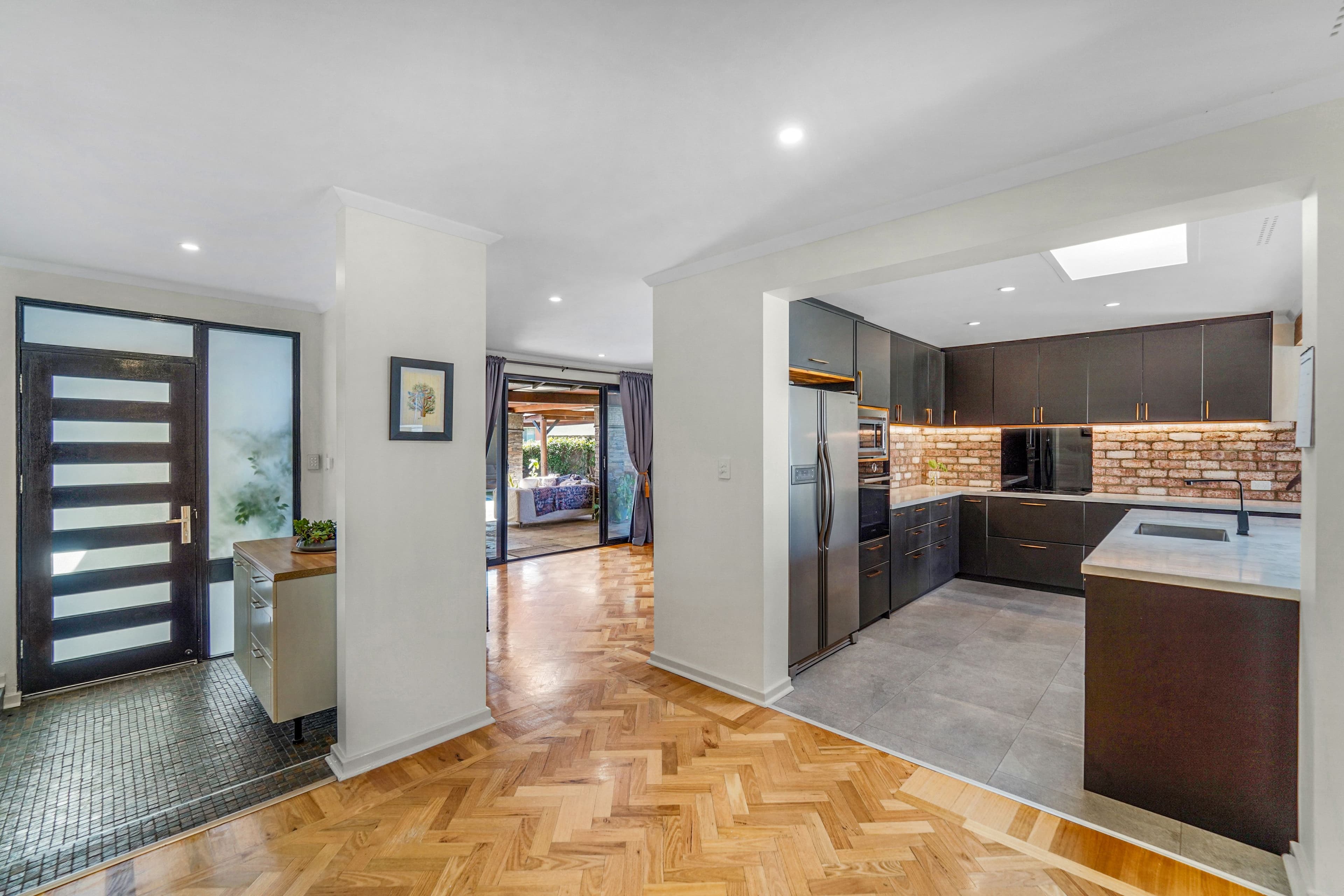 34 Batavia Place, Kallaroo WA 6025, Kallaroo - Thumbnail 3