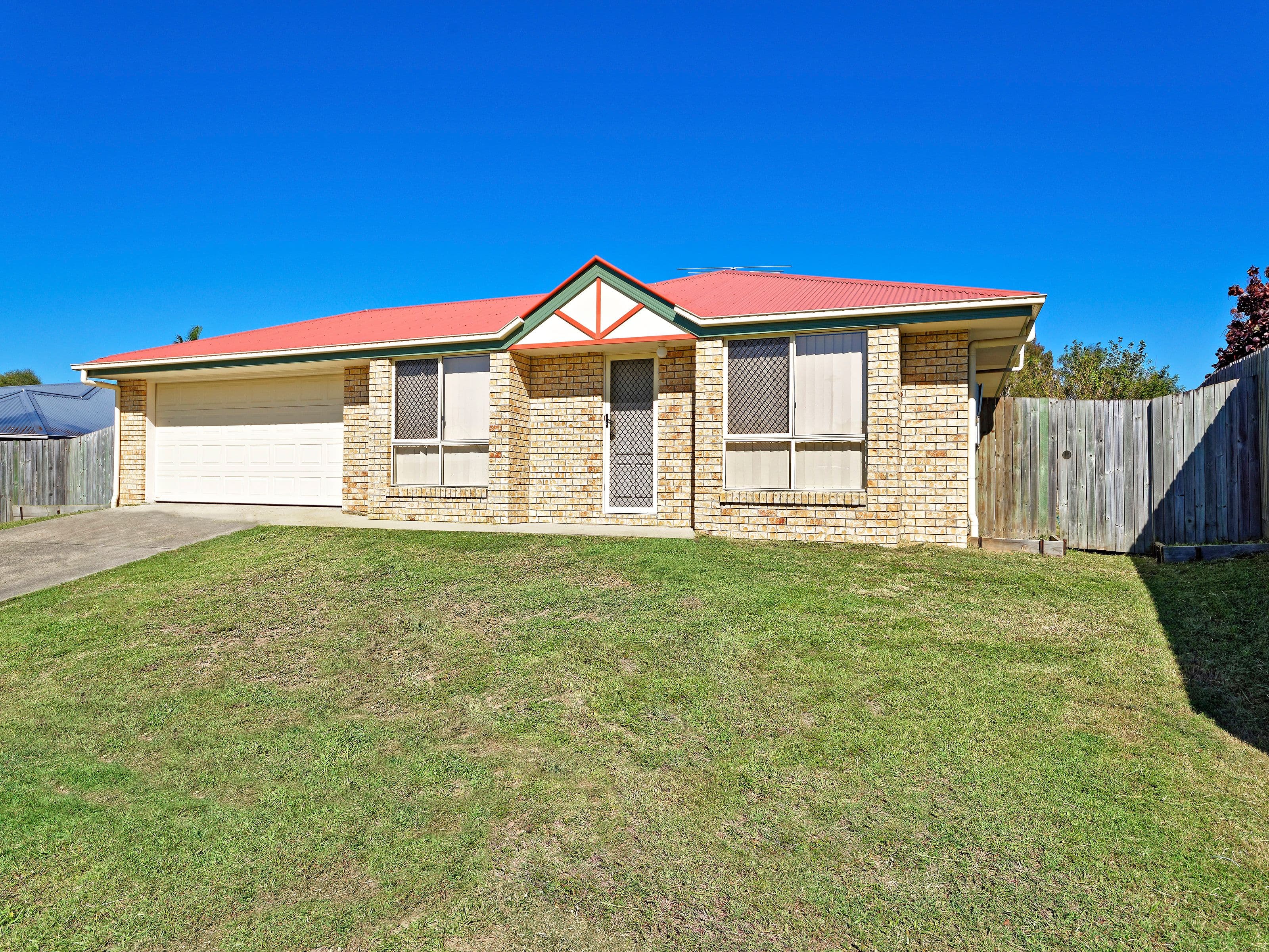 3 Sparrow Court, Deception Bay QLD 4508, Deception Bay - Thumbnail 2